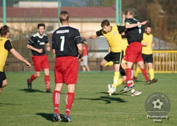 Policie pomáhá i chrání na valašském fotbale
