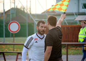 Foto dne - Když Ti nejen na lajně nasype