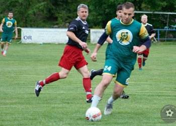 Videoreportáž a penalty z utkání Lhota u Vsetína - VHK Robe Vsetín