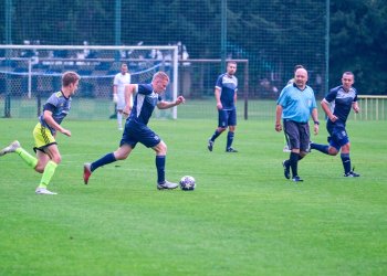 Růžďka zachraňovala bod v závěru. Bystřický Vrábel zase za dva zářezy