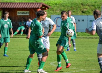V Halenkově se radoval Ajax. Tvrdý zákrok, zlomenina nohy a červené karta s hodně pepřem