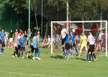 Hranice zvládly derby ve Všechovicích a přeskočily na čele Vsetín