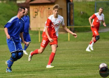 Janová účelným fotbalem dobyla Ajax. Rozhodčí Orság s kolegyní Řepkovou na jedničku
