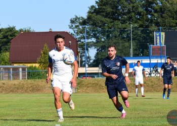 Hrachovec vyhrál potřetí o gól. Dolní Bečva ukázala zlepšení, ale zatím nemá bod