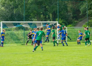Starším žákům Krhové v SD s Juřinkou těsně unikl postup do finálového skupiny okresního přeboru. Benjamínci Prostřední Bečvy zatím čtvrtí
