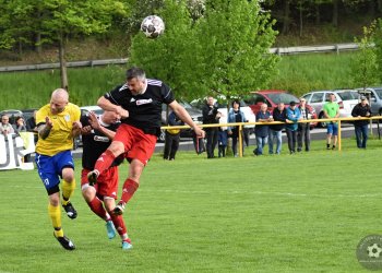 Rozhovor Michala Lukáše s Ondrou Zeťákem po derby Liptál - Lhota u Vsetína