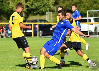 SD Hošťálková/Kateřinice B podruhé během týdne padlo s Ústím. Do finále jdou hosté proti Zubří. Dvě trefy vykouzlil brankář a do základu šel trenér