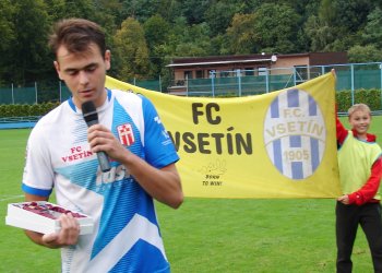 Vsetínem zase zní naplno jméno kanonýra Zbranka. Prostě střelecké příjmení