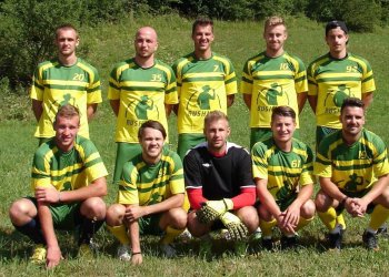 V LESKOVCI ZVÍTĚZIL TÝM HOKEJISTŮ VHK VSETÍN