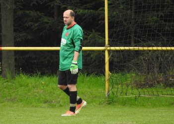 Velký fanoušek zuberské házené a v brance Krhové spolehlivost sama. To je Zdeněk Indrák