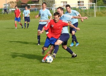 Postupy a sestupy v našem okrese ovlivní případný padající Valach z 1. B třídy