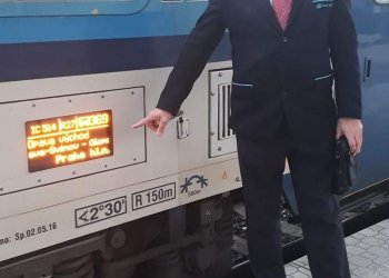 Jede, jede mašinka a s ním rozhodčí podat velmi kvalitní výkon