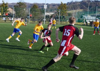 Pořádající SD Vidče/Valašská Bystřice postoupilo ze skupiny A do finále okresního poháru starších žáků