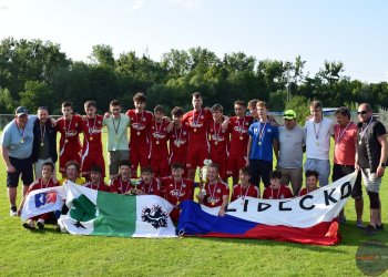 Dorostenci Lidečka udeřili v Hrachovci před poločasem a vyhráli Okresní pohár. Zápas hodnotí trenér vítězů Josef Hyžák