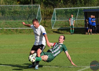Skvělí brankáři Roman a Střílka na Horní Bečvě. Stále nulovou Jarcovou vyučil střelecky Vaníček