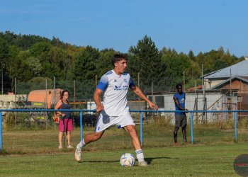 Hrachovec ovládl na Kaštýle druhý poločas a je s Kateřinicemi nadále v 1. A třídě stoprocentní