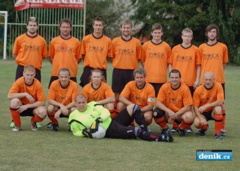 Lukáš Labaj má Velkou Lhotu rád a zůstává, vrací se další ofenzivní hráč Jaroslav Mičkal