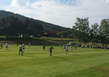 Semetín hostil netradiční fotbal v úžasné atmosféře
