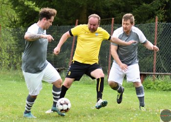 Střelná to nakonec pro skvělém rozjezdu ve Študlově ustála. Mrzí zranění Janíčka