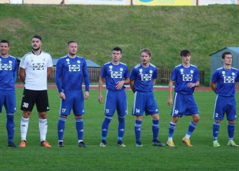 Valmez bere do přípravy oporu Vidče, na Slovensko míří na zkoušku bratr brankářské jedničky