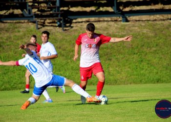 Vigantice v Napajedlech neoslnily, ale vezou tři body. Druhým poločasem zaujal mladý Kokinopulos