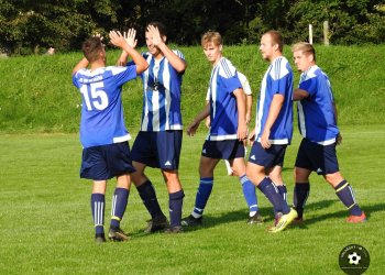 Památné podzimní zápasy - Vyhrála by Prostřední Bečva tak jasně derby i později než v srpnu?