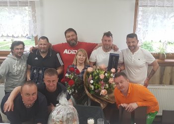 Foto č. 1 - Valmez poděkoval ze letitou práci Anně Žilinské