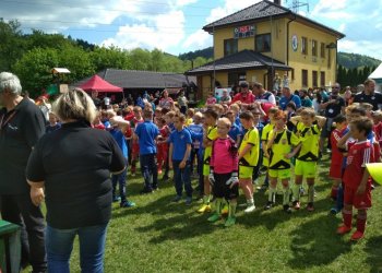 Foto č. 1 - Druhé místo mladší přípravky na turnaji v Jarcové