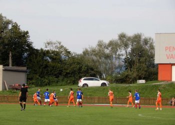 Foto č. 2 - U 17 Valmezu plichtila doma s rezervou Vítkovic