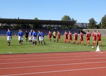 Foto č. 3 - Veselý rozhodl v závěru o výhře meziříčské U 17 v Třinci