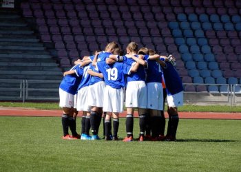 Foto č. 4 - Veselý rozhodl v závěru o výhře meziříčské U 17 v Třinci