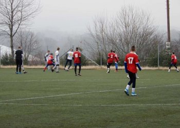 Foto č. 2 - Ve Valmezu začíná řádit i třetí Vrána. Jindřich byl vidět v dresu U 17 proti Frenštátu
