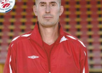 Foto č. 1 - Úspěšný trenér Michal Vacula - Dokud na to hřiště dolezu třeba po čtyřech, s klukama si vždycky zahraju!