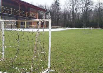 Foto č. 2 - Stadiony zejí prázdnotou - Choryně