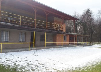 Foto č. 3 - Stadiony zejí prázdnotou - Choryně