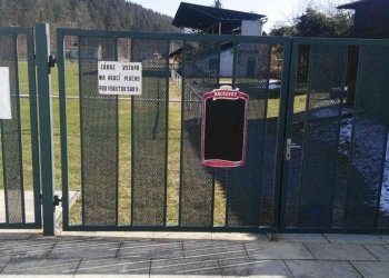 Foto č. 5 - Stadiony zejí prázdnotou - VKK