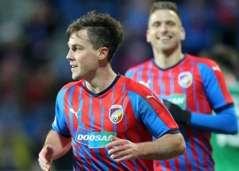 Foto č. 1 - Jedenáct ligových tref Valašského fotbalu a školy INDIPRO pro Pavla Buchu