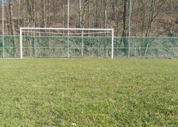 Foto č. 3 - Stadiony zejí prázdnotou - Karolinka