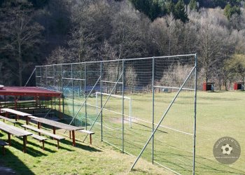 Foto č. 5 - Stadiony zejí prázdnotou - Růžďka