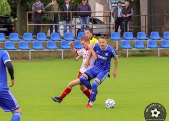 Foto č. 3 - Valmez zapomněl ve Všechovicích ve druhém poločase hrát fotbal a Tatran mu nasázel kupu branek