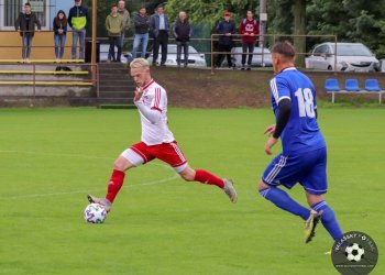 Foto č. 5 - Valmez zapomněl ve Všechovicích ve druhém poločase hrát fotbal a Tatran mu nasázel kupu branek