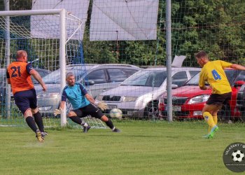 Foto č. 3 - Dynamo loupilo v Krhové. Produktivita Mikulůvky byla výborná