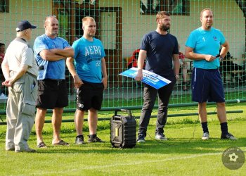 Foto č. 3 - Radek Nohavica převzal šek na 600 000,- Kč