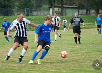 Foto č. 2 - Zdeněk Měrka našel v zaměstnání a pak i na hřišti v Leskovci perfektního trenéra