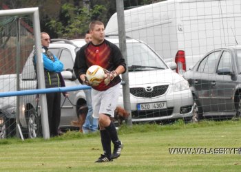 Foto č. 1 - Zkušený brankář Petr Podmol má přehled přestupů pestrý jak malířova paleta