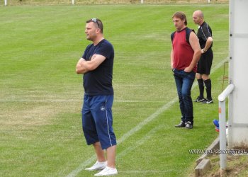 Foto č. 1 - Ivan Pecha zanechal trenérský rukopis v Lidečku. Nyní trénuje v Újezdě