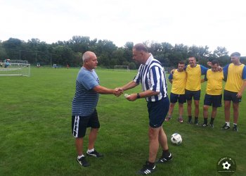 Foto č. 1 - Jaroslav Hrubý slavil 40 let s píšťalkou