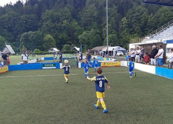 Foto č. 2 - Podpořte projekt fotbalových mantinelů OFS Vsetín
