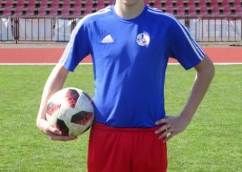 Foto č. 1 - Jedenáctka pro nejlepšího hráče podzimu U 19 III. třídy, skupiny B Adama Vojkůvku z Dolní Bečvy