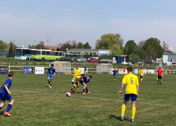 Foto č. 2 - U 12 a U 13 OFS Vsetín sehrály další meziokresní turnaj talentové mládeže ve Starém Městě